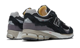 NEW BALANCE 2002R PROTECTION PACK BLACK GREY