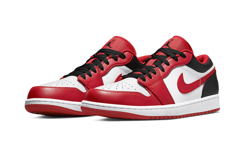 Air Jordan 1 Low Bulls