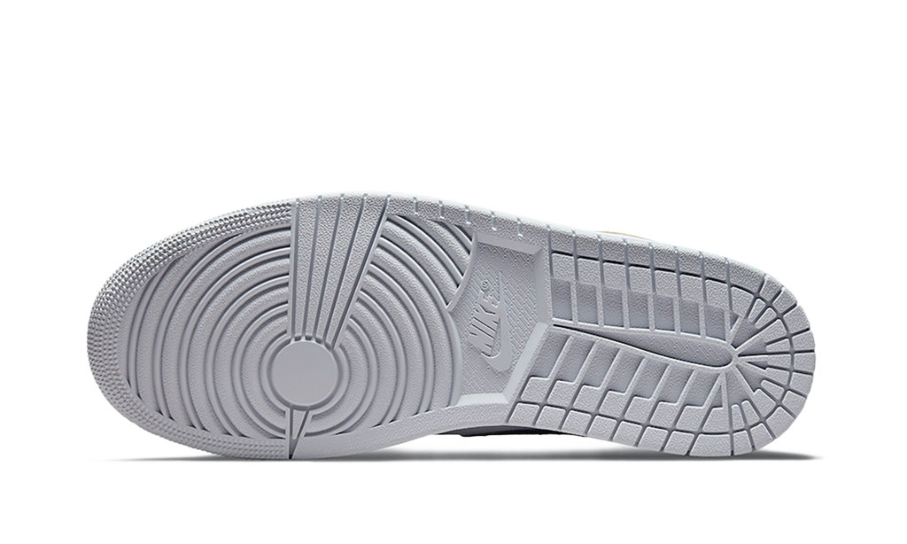 Tan suede top jordan 1