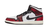 Air Jordan 1 Mid Wear Away Chicago