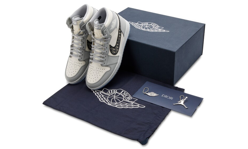 Air Jordan 1 Retro High Dior CHANG SNEAKERS