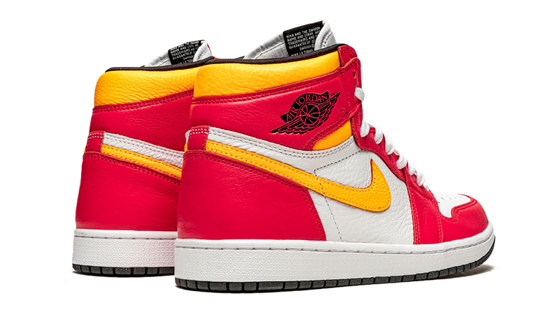 Air Jordan 1 Retro High OG Light Fusion Red