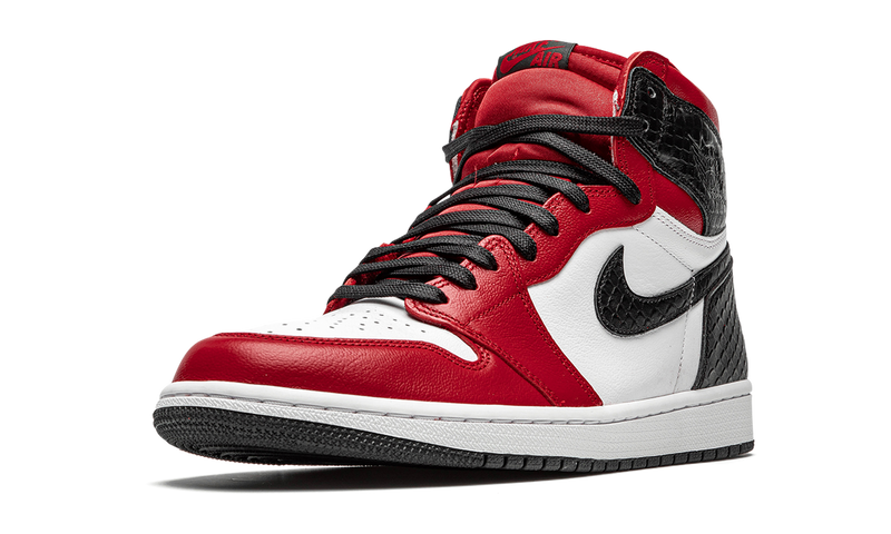 Air Jordan 1 Retro High Satin Snake Chicago