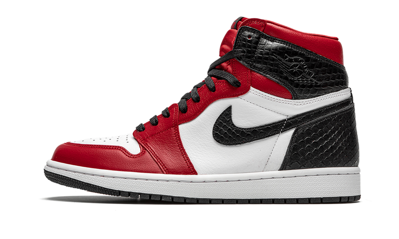 Air Jordan 1 Retro High Satin Snake Chicago