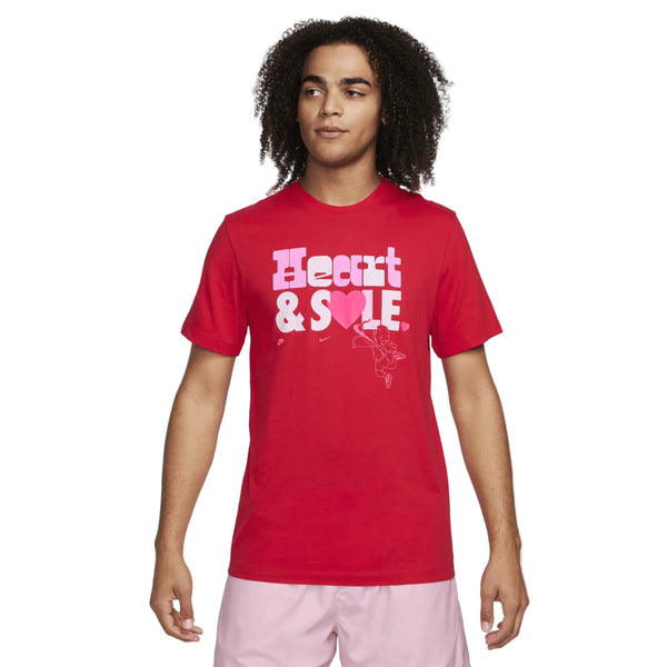 NIKE UNISEX HEART AND SOLE GRAPHIC T-SHIRT