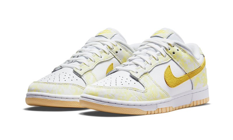 Nike Dunk Low Yellow Strike Front