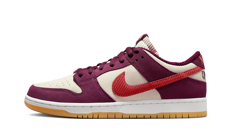 Nike SB Dunk Low Skate Like a Girl